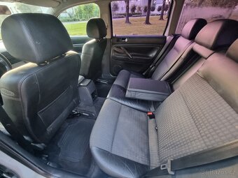 Volkswagen Passat 1.9 tdi 96 kw - 9