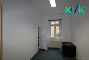 Pronájem nebytového prostoru, vhodného např. pro kancekáře,  - 9