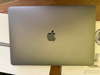 MacBook Air 13" M1 8 GB RAM | 256 SSD | TOP stav - 9
