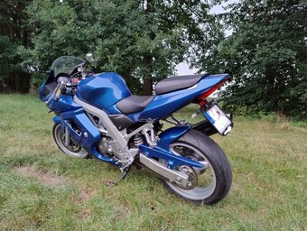 Suzuki SV650S - 9