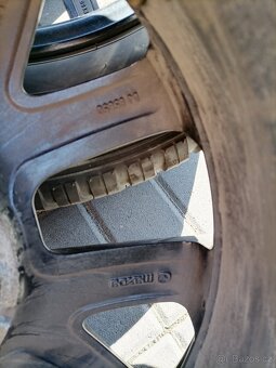 Mazda 3,CX-3 nebo CX-30 original alu kola jako nový215/60R16 - 9