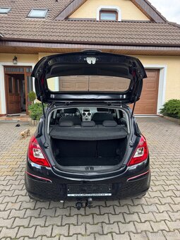 OPEL CORSA 1,4 i 16V - 9