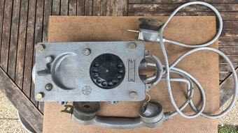 staré historické telefony tesla - 9