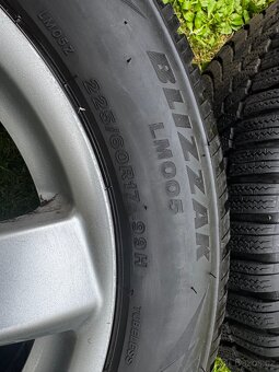 NOVÉ zimní pneu Bridgestone Blizzak LM005 225/60/17 99H - 9