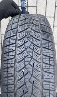 Kodiaq - 17" Nanuq + zimní 215/65 Good Year - 9