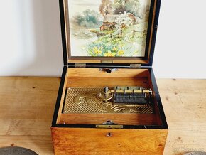 Starožitná krásně hrající skříňka Kalliope, rok 1890 - 9