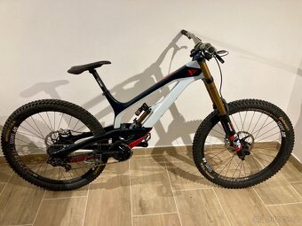 YT Industries TUES CF Pro Race XL - 9