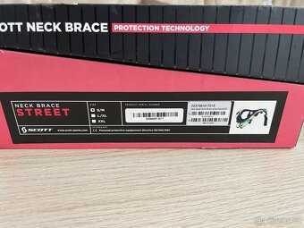 Krční chránič SCOTT neck brace street S/M - 9
