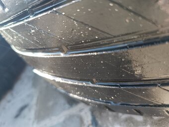 Prodám R16 5x112 pneu 205/55 - 9