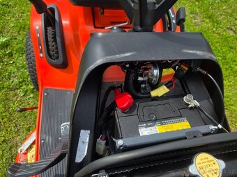 KUBOTA GR 1600 - 9