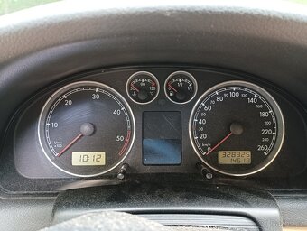 Passat 1.9 TDi 74 kW, r.v. 2003 - 9