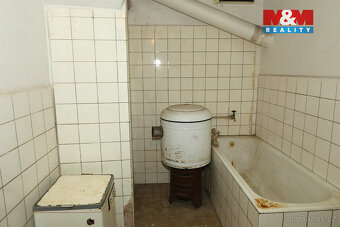 Prodej rodinného domu, 132 m², Velim, náměstí Obránců míru - 9