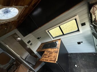 IVECO DAILY OBYTNÝ VŮZ K dodělaní - 9