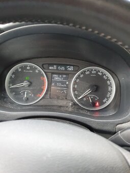 Škoda fabia 2 1.4 benzin 63kW - 9