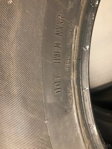 235/65R18 zimní pneu - 9