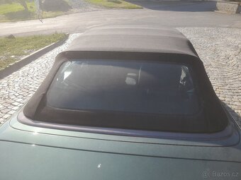 Mercedes Benz 124 Cabrio 220 E - 9