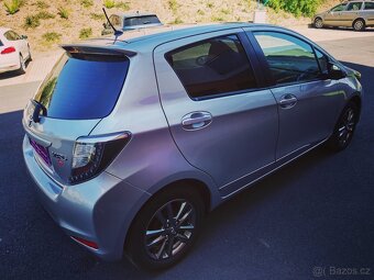 Toyota Yaris, 1.3 i JEN 99000 KM - 9