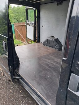 Ford Tranzit 280S 2,2 tdci - 9