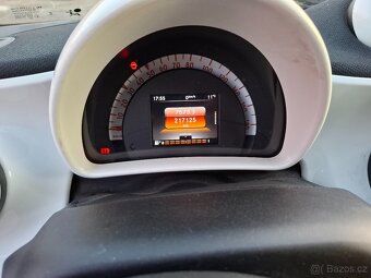 Smart Forfour 1.0i 52kw Klima Alu Navi Model 2015. - 9