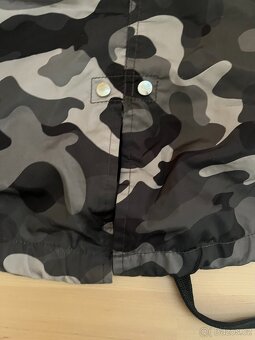Bunda na jaro - podzim, léto, do deště,zn. Bershka - 9