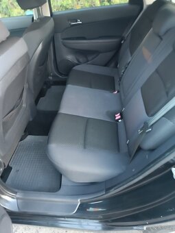 Hyundai i30 1,4 benzin 2011 - 9