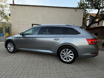 Škoda Superb 2.0 TDI STYLE DSG 110KW/MatrixFulled/132Tkm - 9