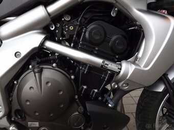 Kawasaki Versys 650 - 9