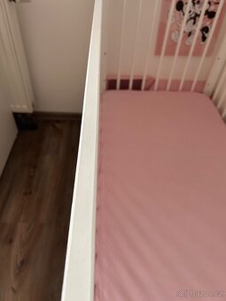 Set Dětská postýlka s beránkama + matrace + prostěradla - 9