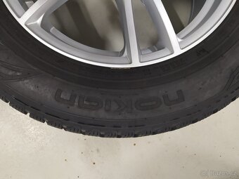 Pneu 235/65R17 - 9