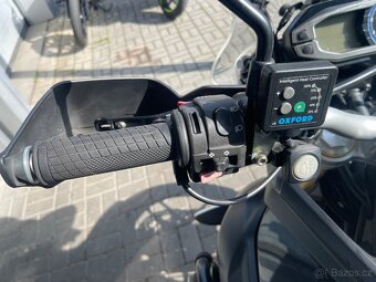 TRIUMPH TIGER 800 2012 - 9