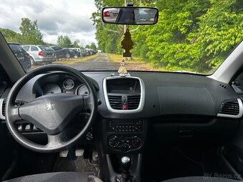 Peugeot 206+ 1,1i 44kW, r.v. 2009 - 9