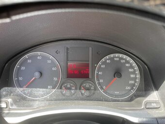 VW Golf V. 1.4. - 9