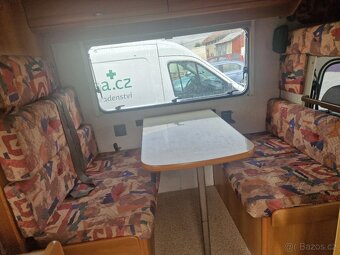 Ford Transit 2.5 td 74 kw - 6 míst. - klimatizace - tažné - - 9