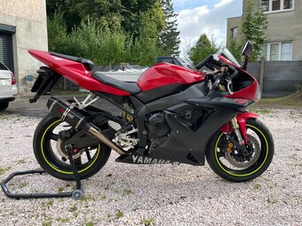 Yamaha R1 RN09 2002 - 9
