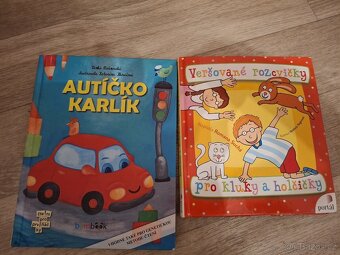 Hračky 50 kusů,štěkající pes, sanitka, vojáčci, pop-it - 9