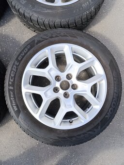 Zimní pneu na diskách 215/60 R17 - 9