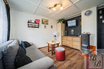 Prodej chaty s pozemkem 396 m2 v osobním vlastnictví, Pod Ob - 9