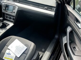 VW Passat B8 1.6TDi, r.2017, serviska, rozvody, spojka, STK - 9