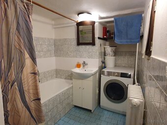 Prodej zemědělské usedlosti s pozemky 2,5 ha - 9
