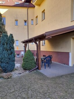 Pronájem ateliéru k bydlení, 28 m2 - 9