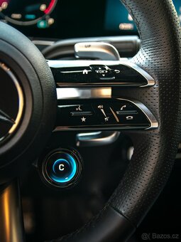 Mercedes-Benz GLB, 35 AMG 4Matic 225kW ČR 1.maj - 9
