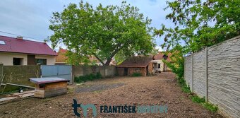Prodej rodinného domu 4+1 se zahradou – Loděnice, okr. Brno- - 9