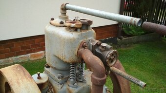 Stabilní motor Slavia 4HP - 9