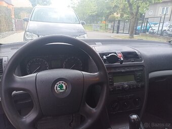 Škoda Octavia 2 LPG - 9