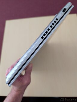 Asus Vivobook X1503Z - 9