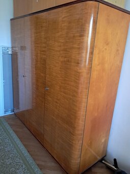 ložnicový nábytek - 9