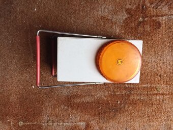 Malý svěrák nebo retro svítilna - 9