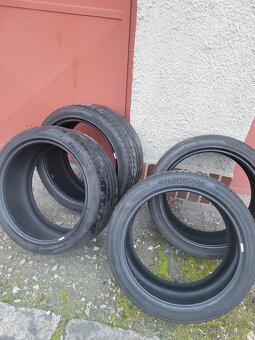 HANKOOK pneu 235/40R18 - 9