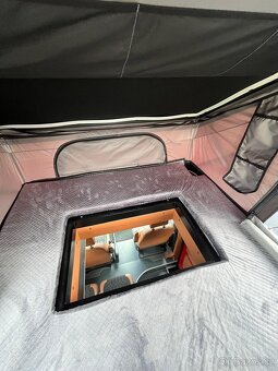 Obytný VW Crafter s jedinečným designovým provedení - 9