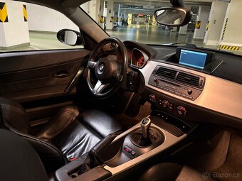 BMW Z4 E86 3.0si/6° manuál/2006/M-paket/ČR-2. maj./176 tkm - 9